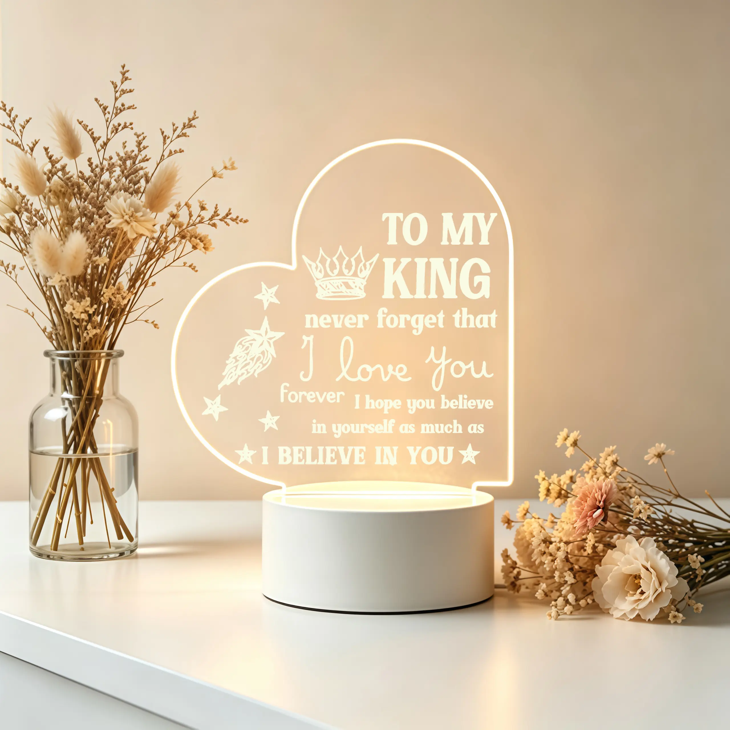 Heart Shaped Acrylic LED Night Light with Romantic "To My King" Sentimental Quote, Valentine Gifts Desk Lamp for Husband, Ideal for Anniversary Birthday Present