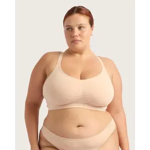 Full Bust Wireless Racerback Bra - Shell