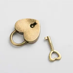 2 sets (1 key +1 lock) retro color love mini lock, Padlock with key drawer lock lock lock student dormitory cabinet small household backpack lock.