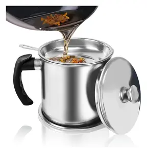 [Bacon Grease Container With Strainer] 1.3L (46 fl. oz.) Kitchen Stainless Steel Oil Container Can with Strainer and Anti-slip coaster tray for Store Meat Frying Oil and Cooking Grease Storage