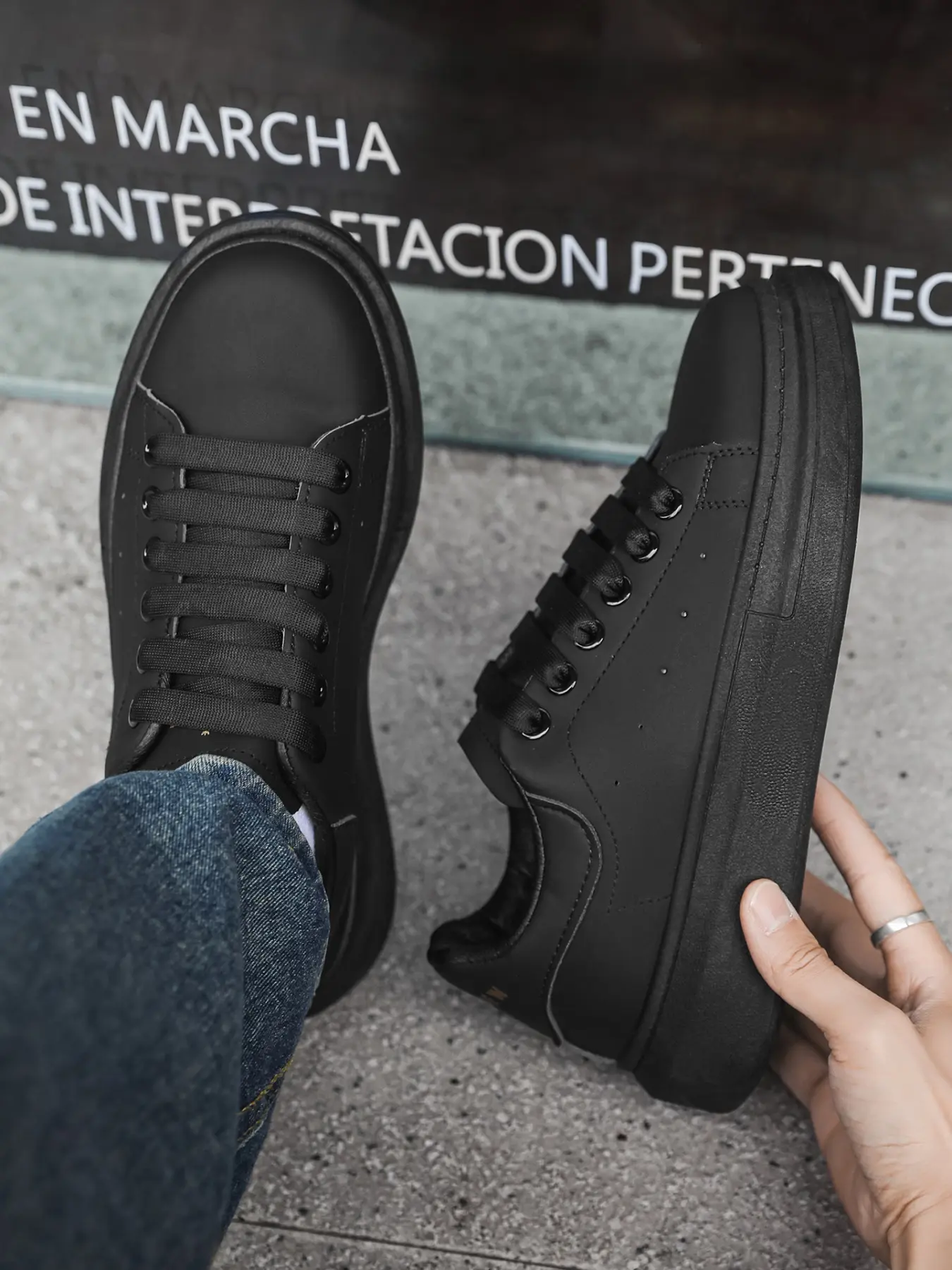 Men's PU Leather Low-Top Lace Up Sneakers, Casual Sneaker Trainer, Minimalist Sneakers, Waterproof & Durable Design, All-Season Comfortable Footwear, Ideal for Outdoor Activities
