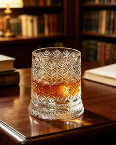 Light-Up Rotating Crystal Glass, 260ml Spinning Whiskey Tumbler for Parties & Gatherings 360° Spinning Crystal Tumbler, Unique Glowing Glass for Bar Cart Decor & Gifts Drinkware fashion