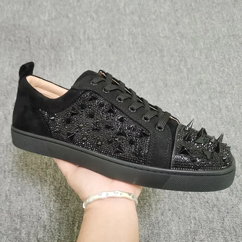Men's shoes network red explosive fashion round head riveted rhinestones nightclub hairstylist casual board shoes low top shoes