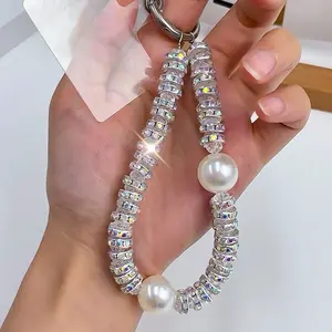 Luxury Rhinestone Phone Lanyard with Beaded Short Chain, Fashionable Keychain for Phones Headphones Cameras,with Transparent Clip, Phone Charms, Phone Accessories