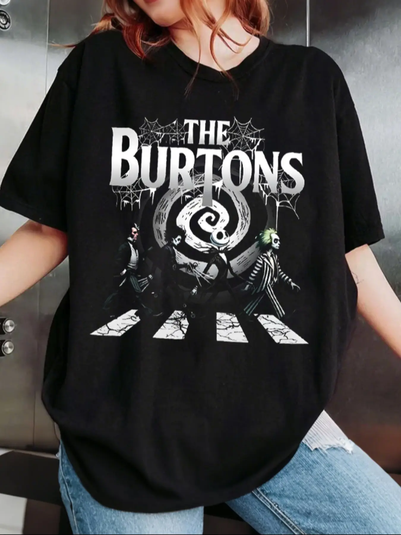 Vintage Edgy Movie Casual Streetwear Women's Lightweight Breathable Summer Fitted T-Shirt Casual T Shirts - Tim Burton Gothic "The Burtons" Graphic Tee