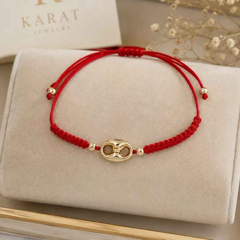 GG thread bracelet