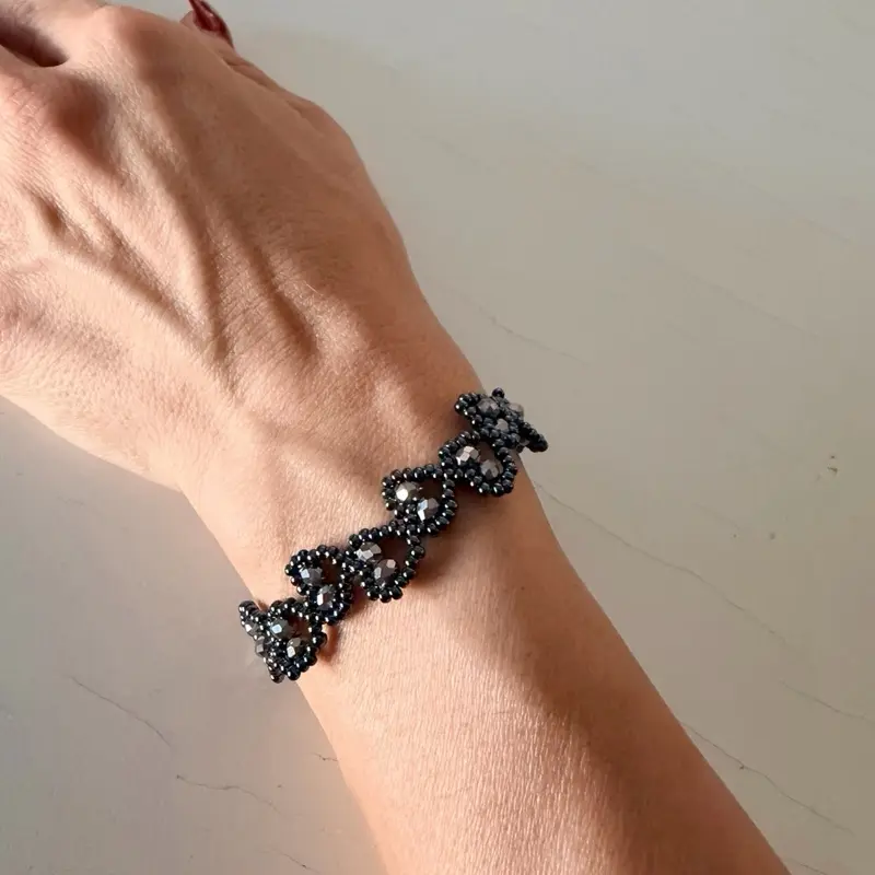 Pulsera de $12 - Beaded bracelets hand made in Mexico - hecho a mano - artesanía mexicana
