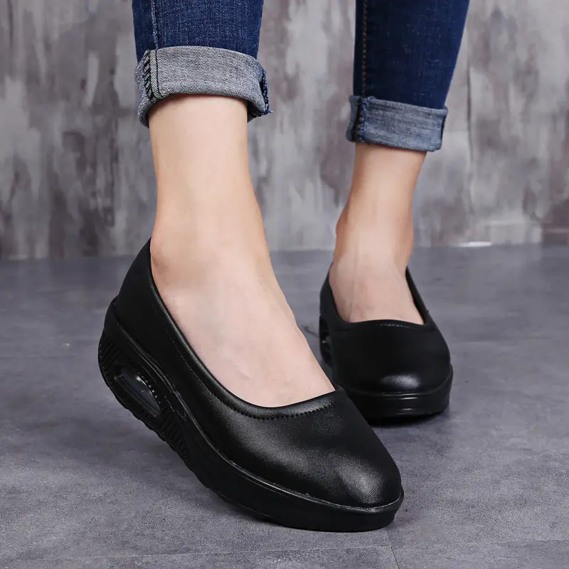 Breathable Women's Walking Sneakers.Women morale bottom nurse shoes, fashion sports outdoor shoes, solid color non-slip shoes walking shoes, camp shoes, casual light platform shoes, can be worn all seasons.2989 #FallFreshness