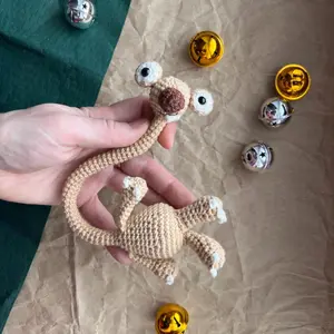 Long-neck Sid Crochet Sloth Sid from Ice Age Amigurumi Handmade Soft Huggable Decorative Piece for Fans