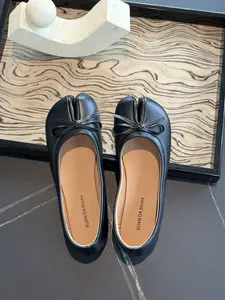 Coquette Tabii Ballet Flats | Shoes with a cute bow detail