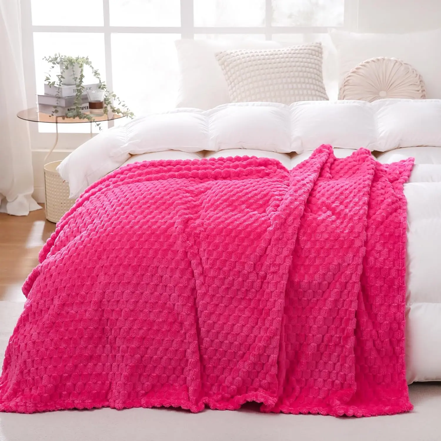Hot Pink Throw Blanket, 50×70in Fuzzy 3D Jacquard Flannel Fleece Blanket, Super Soft Plush Cozy Lightweight Decor for Couch/Sofa/Chair, Mom Gifts for Camping Picnics, Throw Blankets