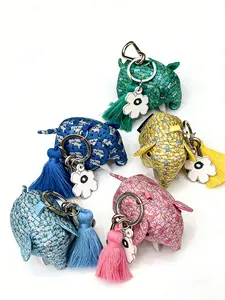 Creative Cute Elephant Keychain, Plush Toy Keychain, Bag Accessory, Adorable Animal Charm, Perfect Gift for Kids and Adults