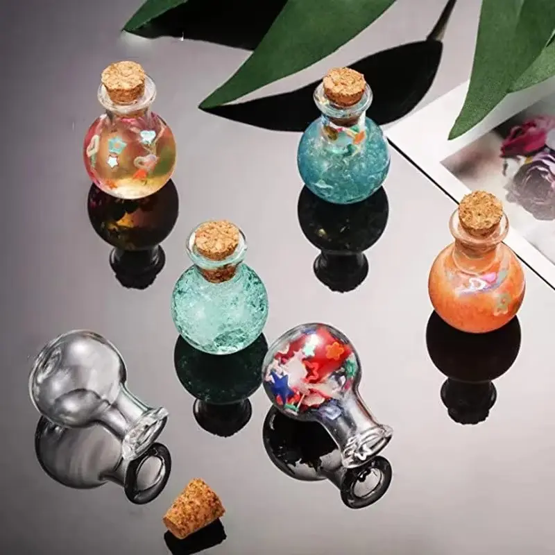 10Pcs Small Glass Bottles Miniature Potion Bottle Mini Cork Glass Vials Wedding Vial Storage Container