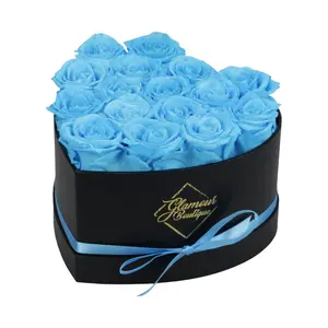 Immortal Love Black Heart | 16 Tiffany Roses Bouquet Box