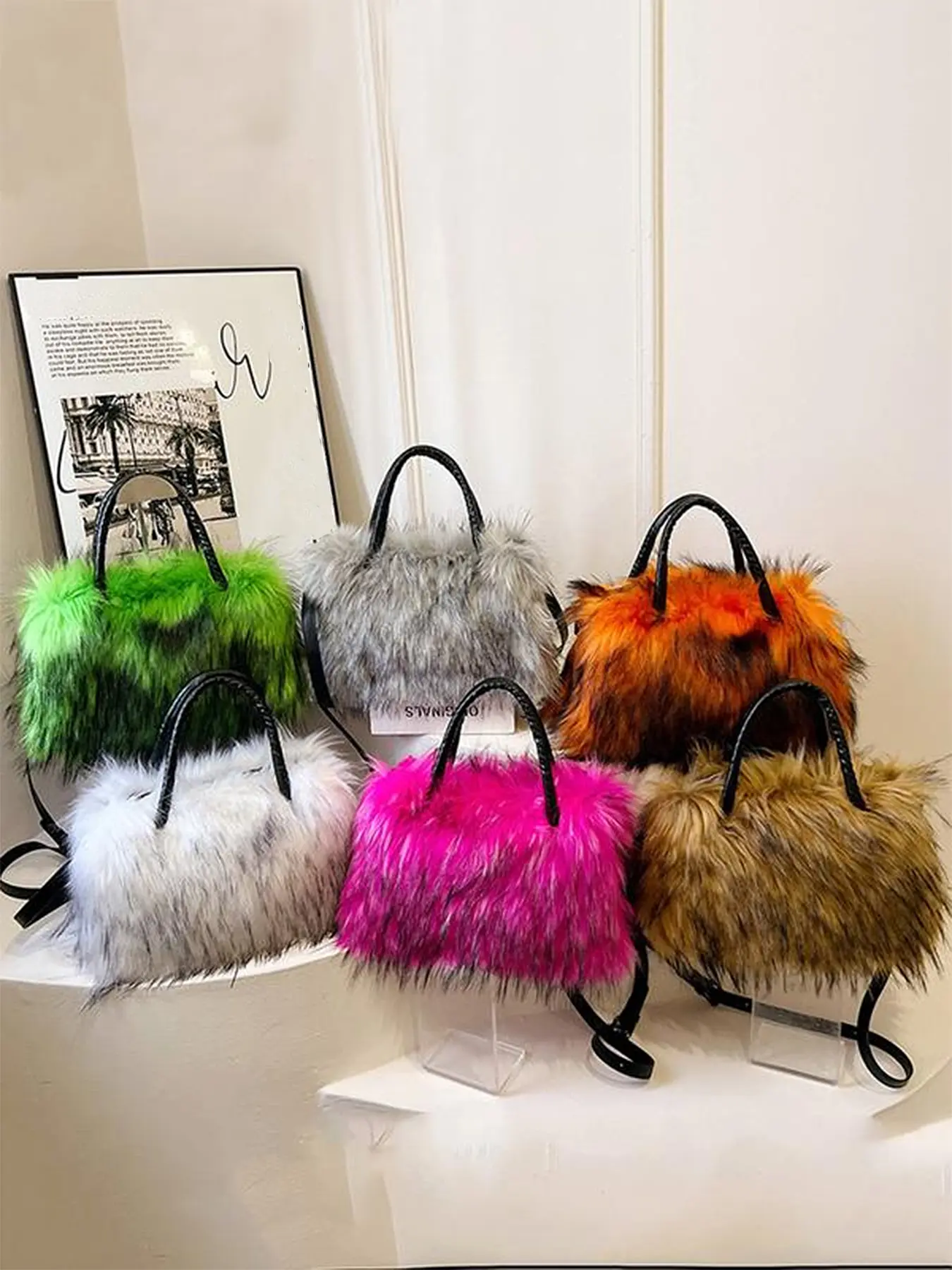 large capacity shoulder bag, Casual trendy purses, for autumn and winter, a furry multifunctional Fluffy Handbag, suitable for shopping, commuting, and gatherings