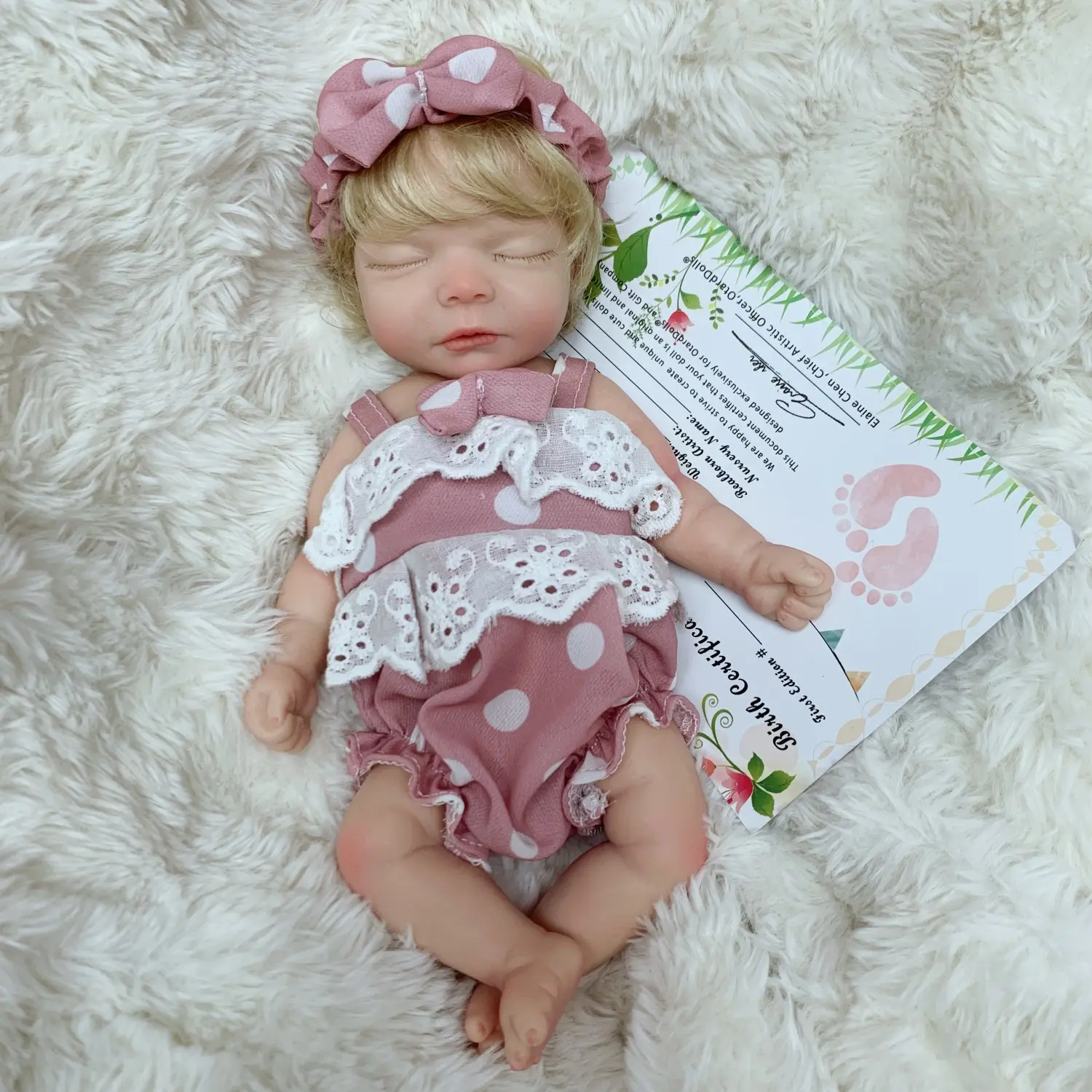 10-inch full silicone mini reborn doll for girls, hand-painted realistic birth newborn doll with costume, collection, festival, birthday, Halloween, perfect Christmas gift for children over 3 years old