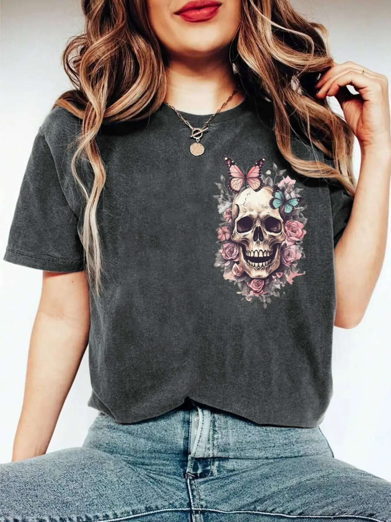 Comfortable color floral skull shirt floral butterfly skull Fitted T-shirt, Soft Breathable natural plant shirt Halloween skull T-shirt Knit Print Summer Tops Round Neck Streetwear, Everyday Casual Comfy Tee