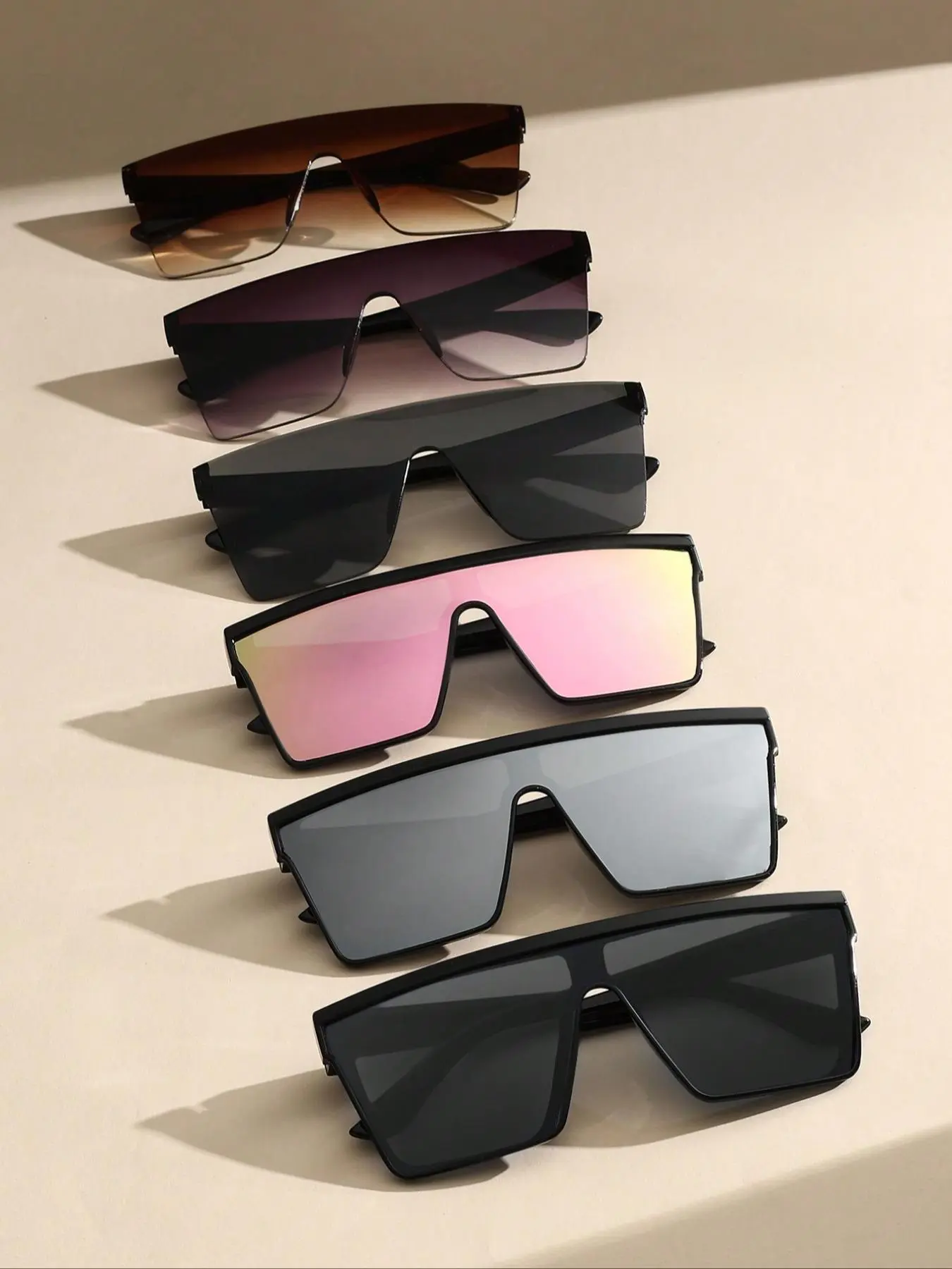 Unisex Trendy Plastic Frame Sunglasses, Casual Flat Top Sunglasses for Everyday Use, Fashion Styling Accessories for Outdoor Activities, Street Style Shades, Trendy Frames Sunglasses, Trendy Streetwear Sunglasses