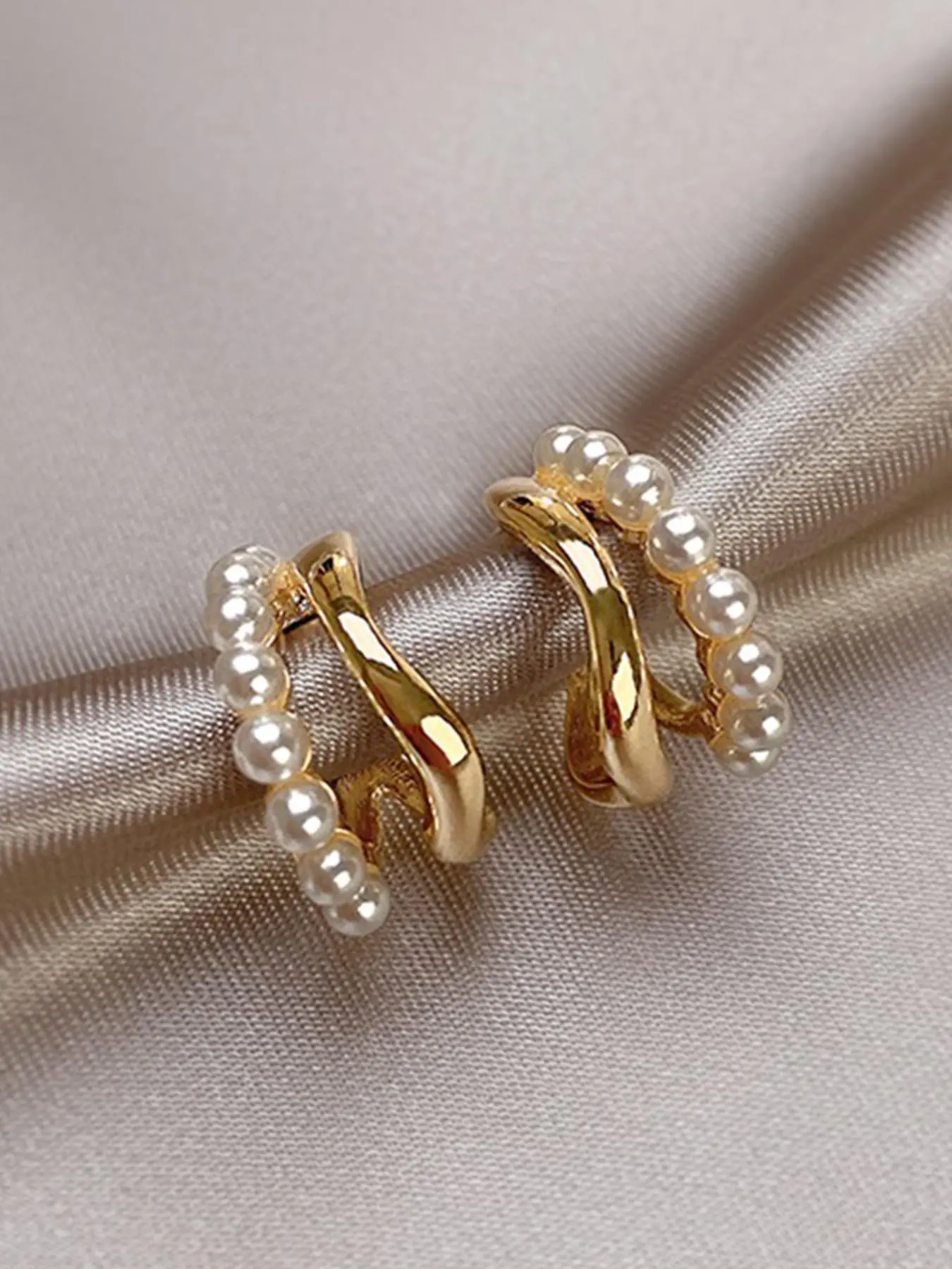 Faux Pearl Decorated Hoop Earrings, High Quality Earrings, Fashionable Earrings for Women, Daily Use, Trendy All-match & Exquisite Jewelry for Birthday Gift, Fashionable Jewelry Accessories