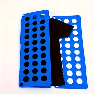 This 1PC3 Folding Board Is a Easy, Solid-Colored Plastic Tool That Makes Folding Clothes Quick And Easy with Just Three Easy Folds. It'S Durable And Space-Saving, Perfect for Small Shirts And T-Shirts, Available in Random Colors, Laundry Products
