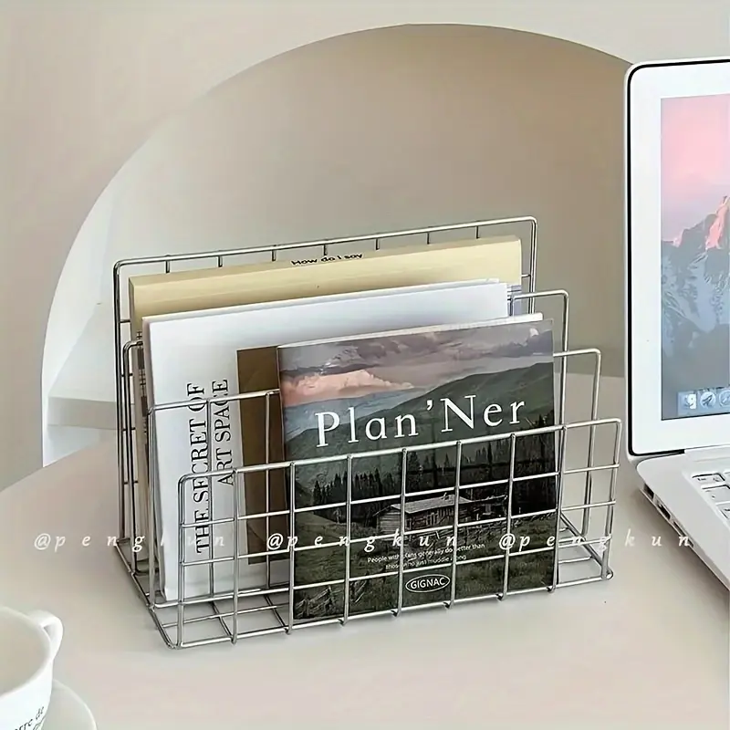 Modern Silvery Bookshelf Storage Stylish Metal with Storage Basket Modern Magazine and Newspaper Organizer, Suitable for Home Office Decor Nordic Style Iron Three-Tier Bookcase Book Rack Storage Racks