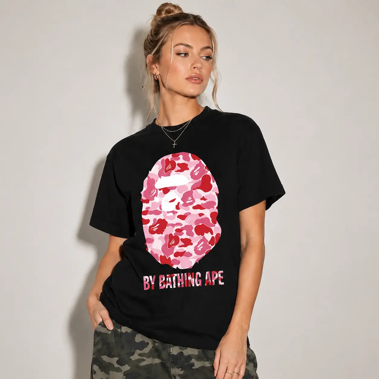 HOT 2026 Camo Tee Pink Short Sleeve Crew Neck Casual Summer T-Shirt with Iconic Ape Head Design and Plaid Pattern