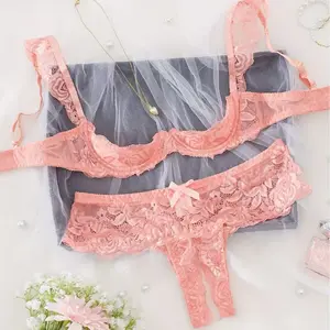 2026 Women's Floral Lace Sexy Lingerie Two-pieceSet, Romantic Underwire Bandeau Bra &Scallop Trim Thong,Comfortable BreathableFabric Lingerie Set for Daily Wear, Women'sUnderwear Set for All Seasons,EmeraldGreen Option Valentine's Day gift Seamless Pantie