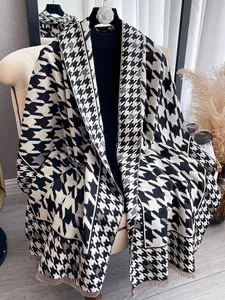 Boho Houndstooth Pattern Women's Scarf, Faux Wool Warm Shawl for Fall & Winter, Casual Fashion Accessory, Woven Fabric Design, Fringe Trim Shawl, Boho Style Scarf