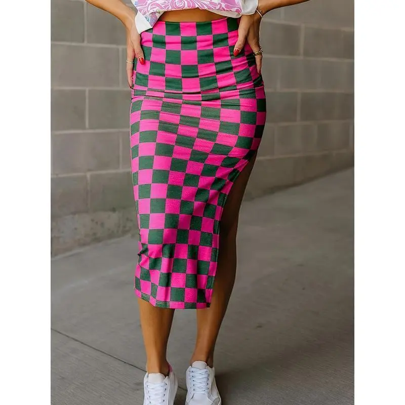 Elegant Women's Checkered Midi Skirt with Side Slit - Slimming, Casual Style in Black & White, Perfect for Fall, Machine Washable, Print, A-line, Autumn Womenswear Bottom Fashion
