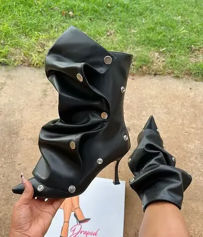 Eva Fold - Short Heeled Boots