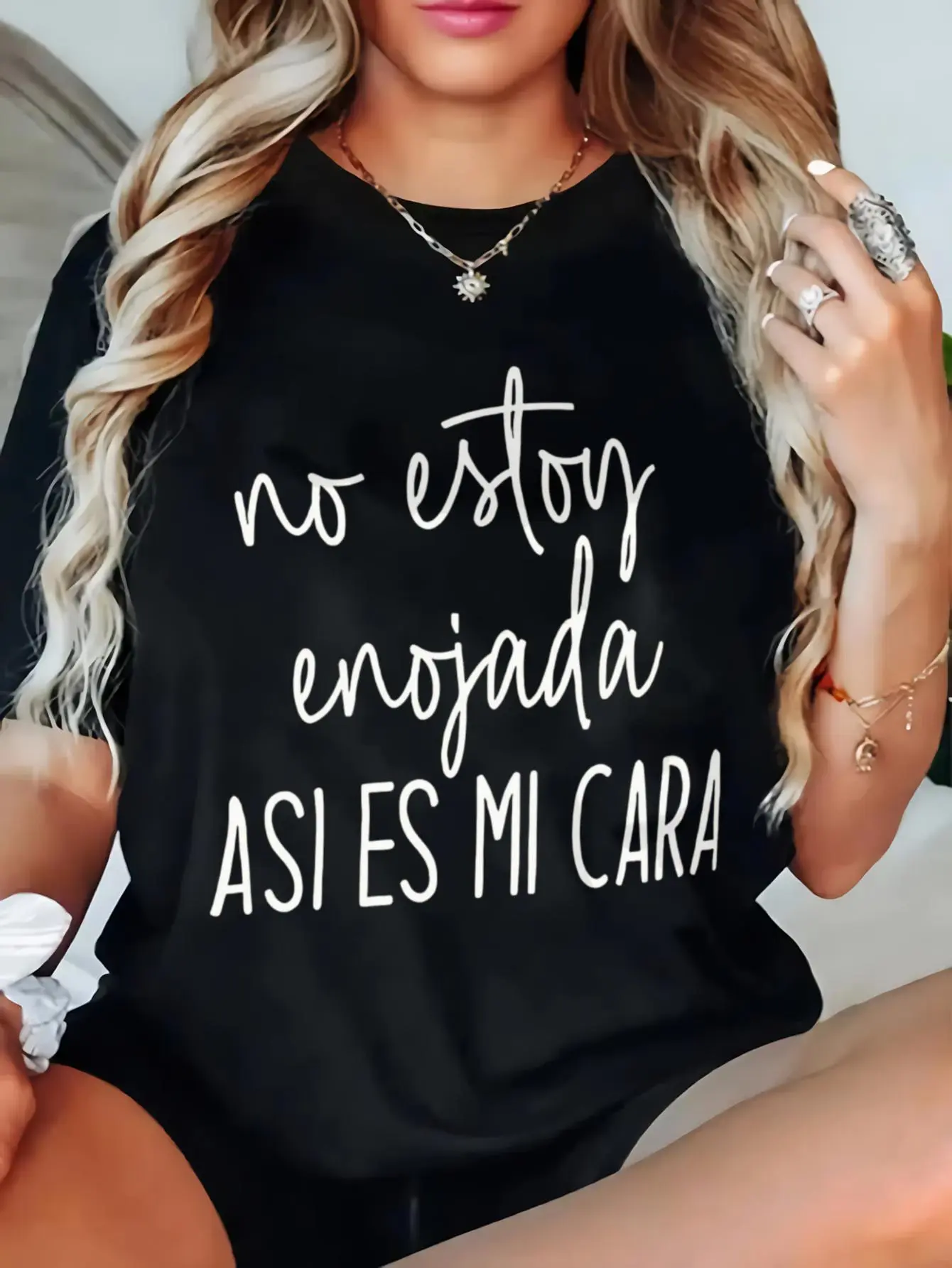 Raglan Sleeve Black No Estoy Enojada Spanish Quote Casual Tee Summer Personalized Short Sleeve T-Shirt Unisex USA Made Cotton Fabric Breathable Everyday Fit Minimalist Style Plus Size