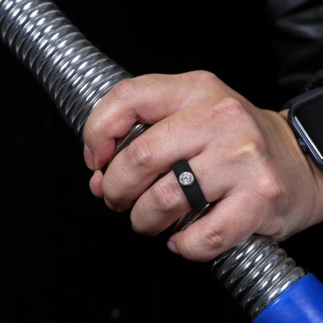 8MM Men's Silicone Diamond Rings with Rhinestone Wedding Ring men Engagement Rubber Ring