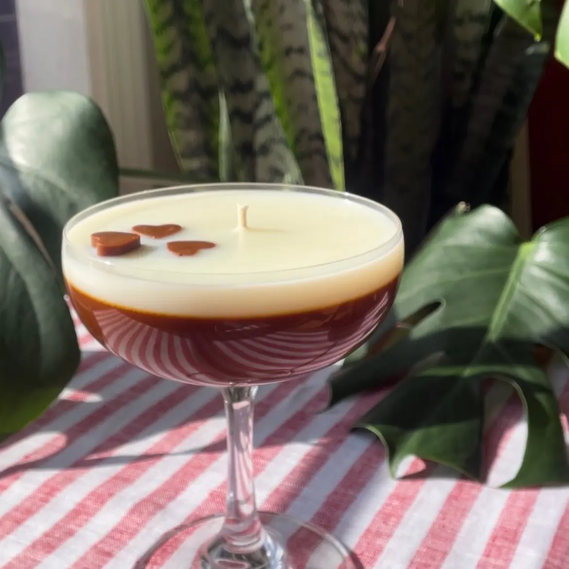 Valentine’s Day: Glitter Espresso Martini Candle