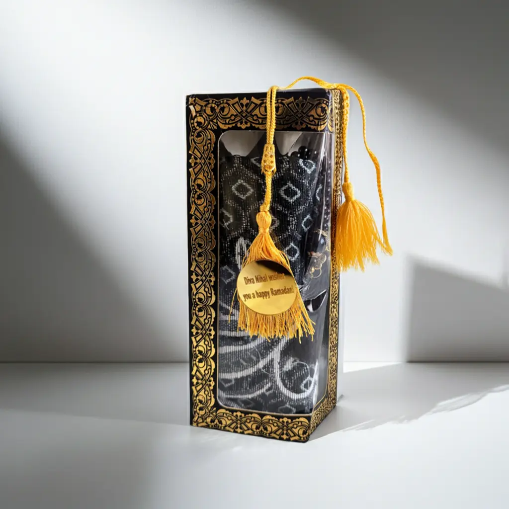Elegant Islamic Gift Set for Men & Women - 4-Piece Kit with Cotton Prayer Rug, Black Pearl Tasbih & Card in Ornate Decorative Box for Ramadan, Unisex, Elegant Packaging, Beloved Ones, Devotions, Heartfelt Ramadan Kareem Greeting, 1 Set, Comfortable For Pr