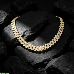 Full Iced Cuban Link Necklace Charm, Gold-Plated or Silver-Plated Thick Statement Accessory, Hip Hop-Streetwear Style Neckwear for Casual Use, Ideal for Luggage-Bag Decoration, Necklaces