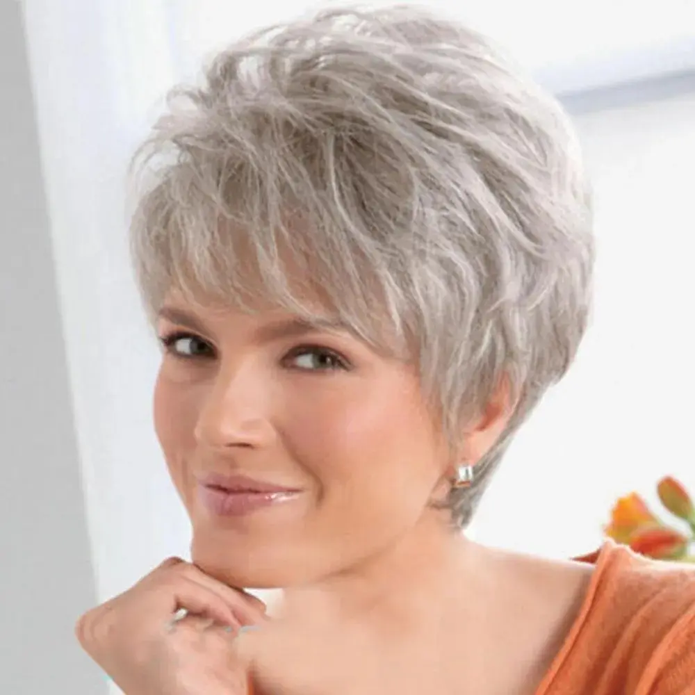 Grey Wig Short Layered Natural Curly Wig with Bangs Heat Resistant Replacement Hair Wig for Older Women Mommy Costume Granny Outfits Wigs