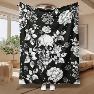 Floral skull illustration flannel blanket - soft and warm. A gift blanket for family and friends, a small nap blanket, a sofa blanket, a multi-functional blanket for camping and traveling, a veteran's blanket, a retro hand-painted fashionable blanket.