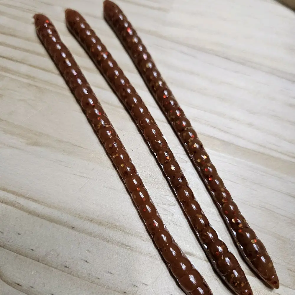 5in Finesse Worm - Rebel Rust