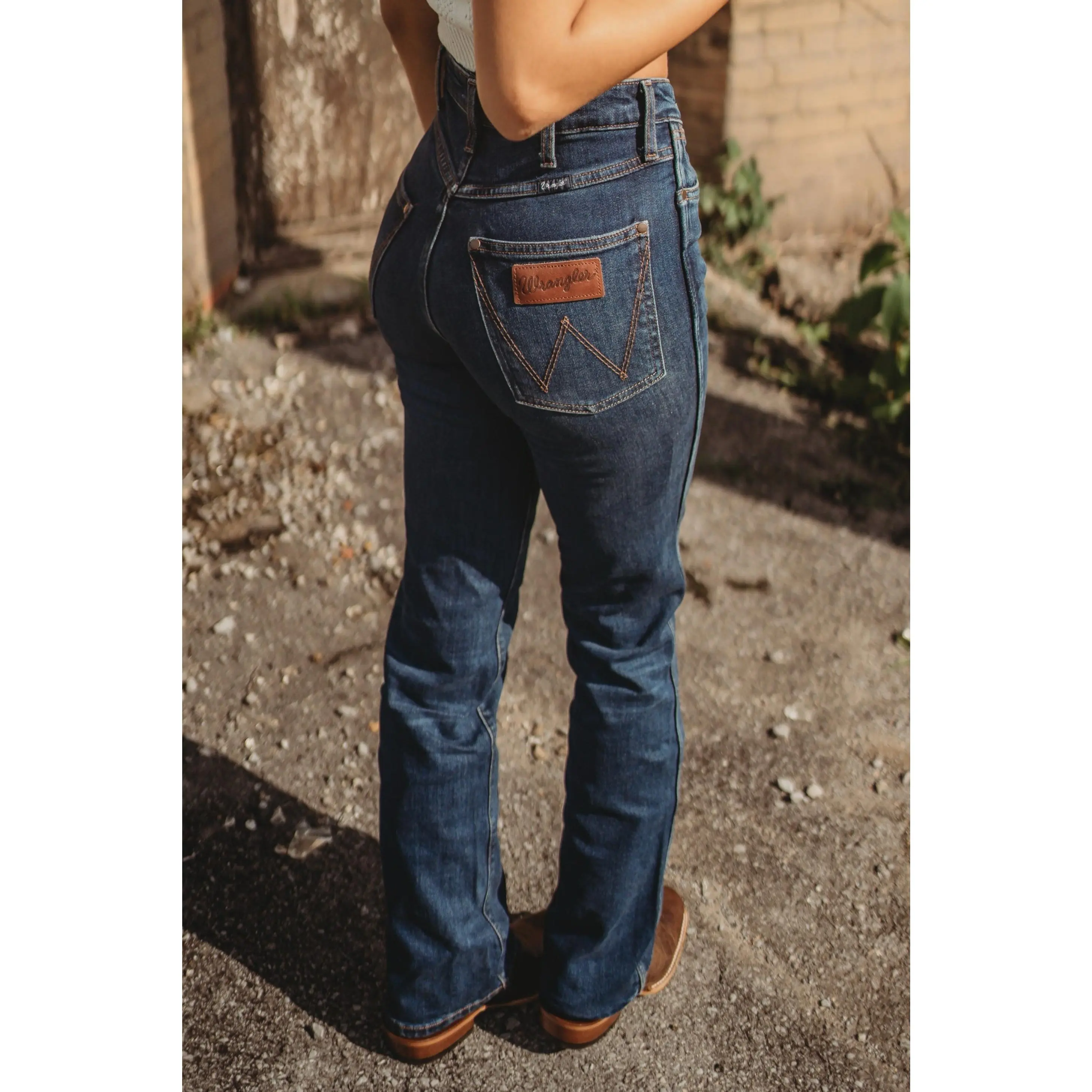 Wrangler Women's Autumn Indigo High-Rise Bootcut Jeans - Stretch Cotton Spandex Denim Bottoms, High Waist, Stretch Spandex, Pocket, 30X34, 28X36, Multi-Size, 4% T-400, Waist Size X Inseam Length