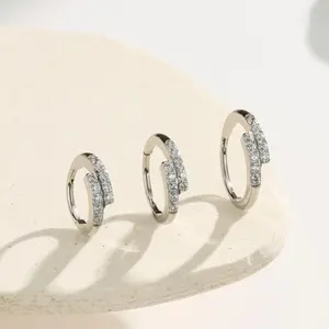 OUFER 20G Geometric Staggered Nose Ring Hoop - High Quality Body Jewelry, 5A Cubic Zirconia, Sparkling Zircon Inlay, Refined Craft, Non Tarnish Tarnish Proof Nostril Piercing Accessory for Stylish Elegance