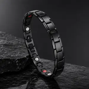 TitanEdge Link Bracelet for Men, Black Titanium Steel Chain Bracelet with Gift Box, Minimalist Fashion Jewelry for Daily Wear, Business and Casual Style
