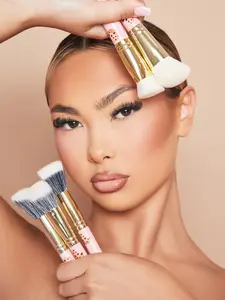 P.Louise Spoilt For Choice Brush Set