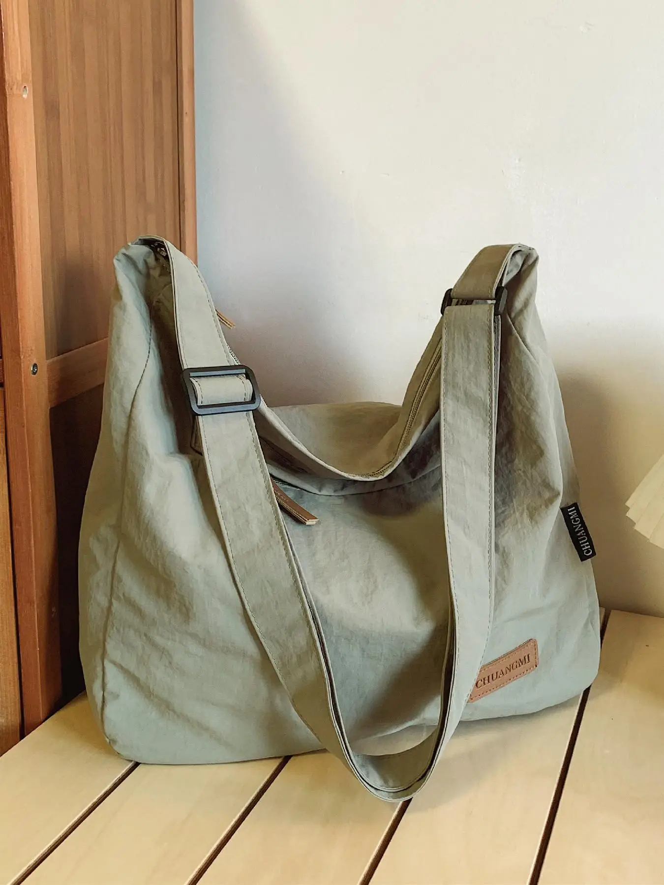 Simple Vintage Zipper Large Capacity Crossbody Bag, Casual Versatile Crossbody Bag for Women & Girls, Trendy All-match Commuting Bag for Daily Use