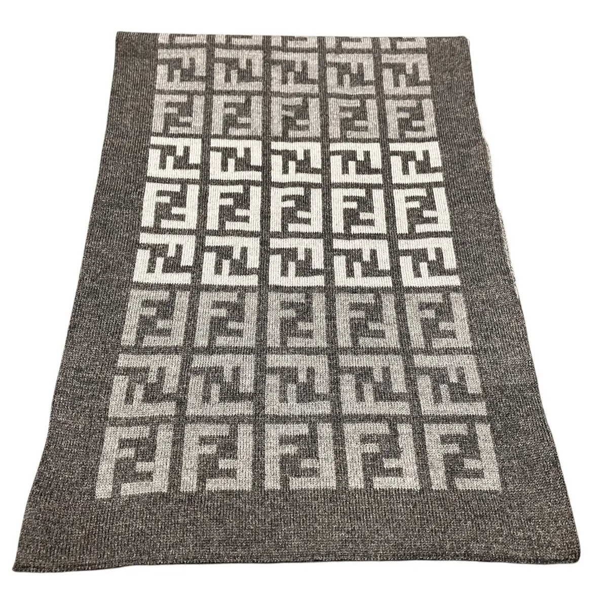 Pre-owned FENDI Wool Small Leather Goods Scarf