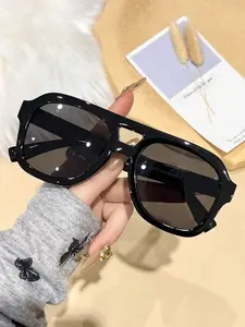 Women's Retro Square Frame Sunglasses, Fashionable Exaggerated Design, Bold Aesthetic, Perfect for Summer Beach, Campfire Parties, Outdoor Activities