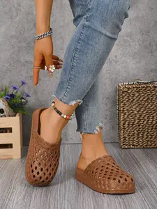 2026 Summer New Women's Soft Sole Slip-On Sandals, Footwear, Hollow Out Round Toe, Casual Plaid Design, Comfortable and Lightweight, Medium Width