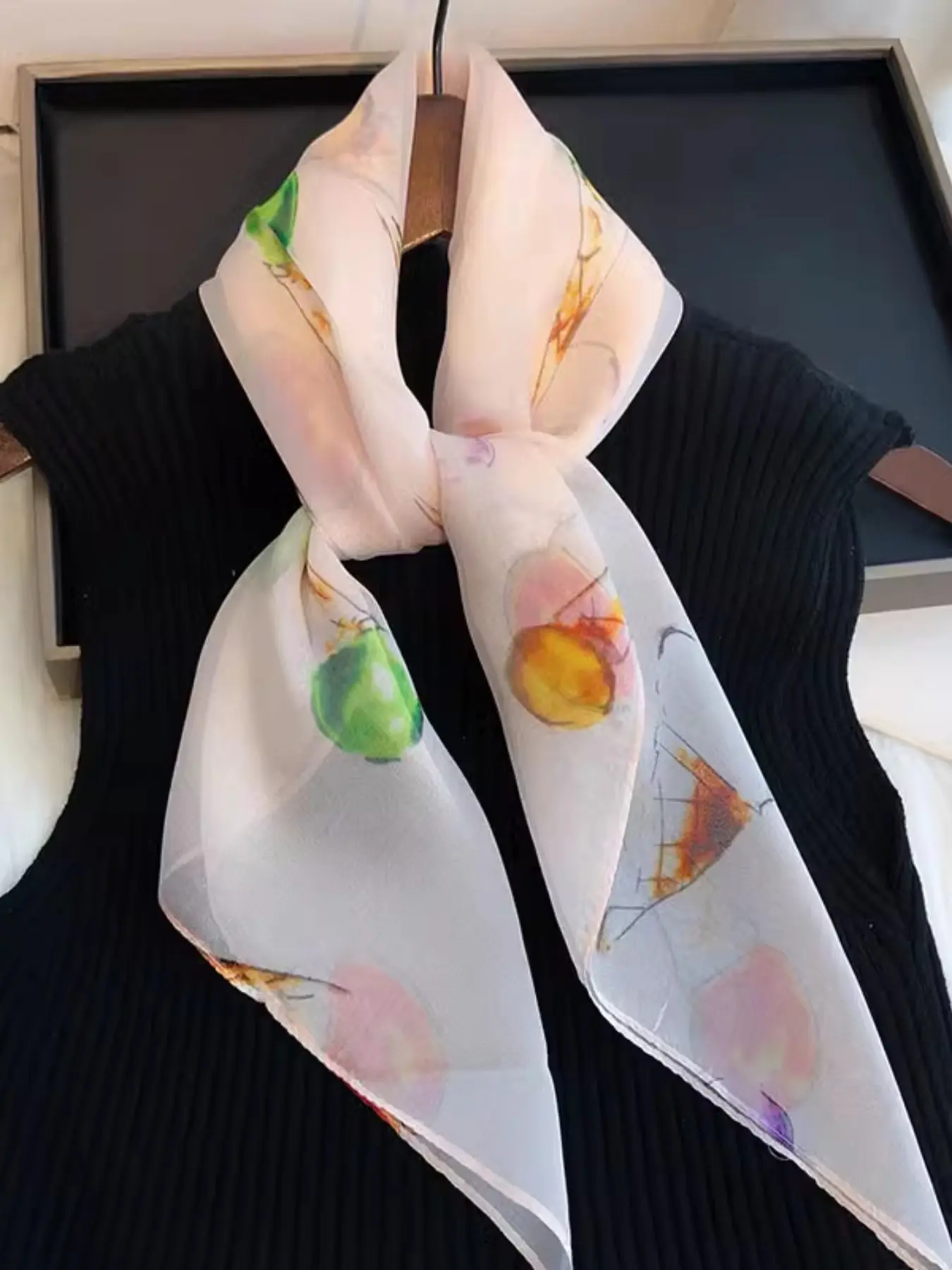 Colorful Silk Scarf for Women, Floral Print Scarf, 100% Mulberry Silk, Soft and Lightweight Square Scarf, 25.59 Inches, Fashionable and Comfortable, Perfect for All Occasions