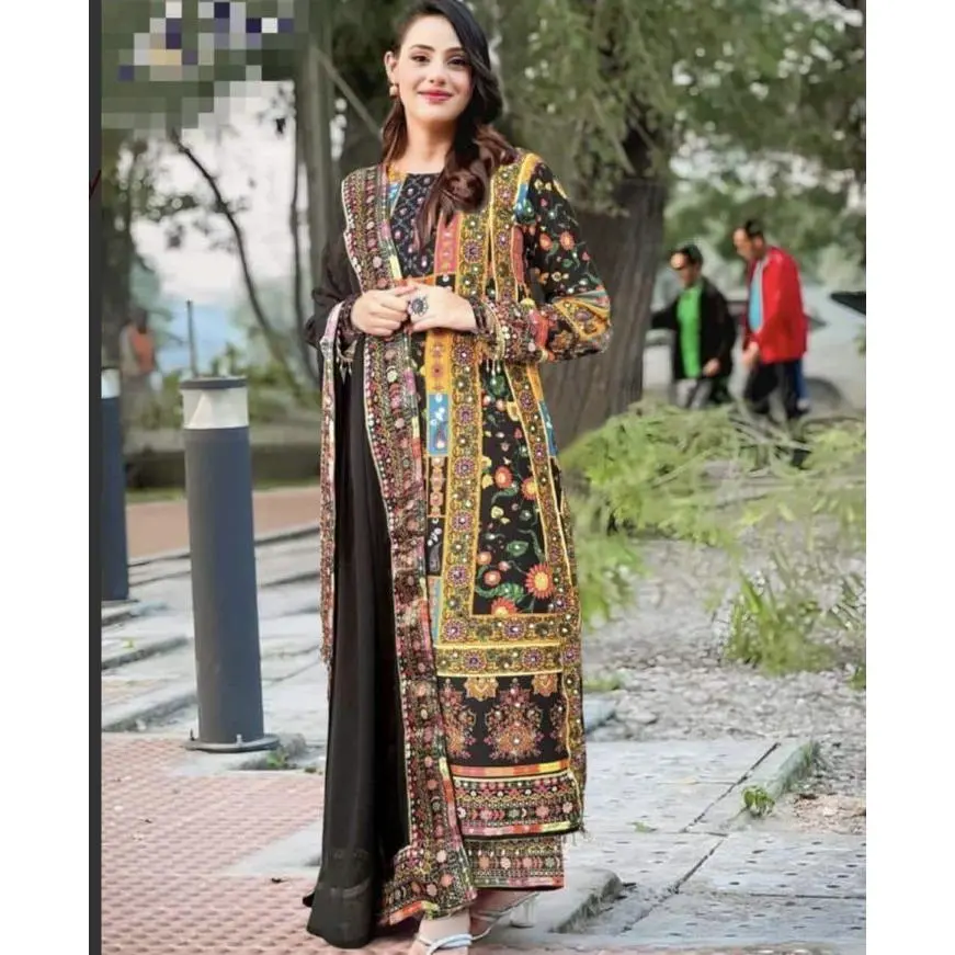 Embroidered Mirror Work Salwar Kameez 3-Piece Suit with Intricate Patterns and Traditional Design Asian Clothes