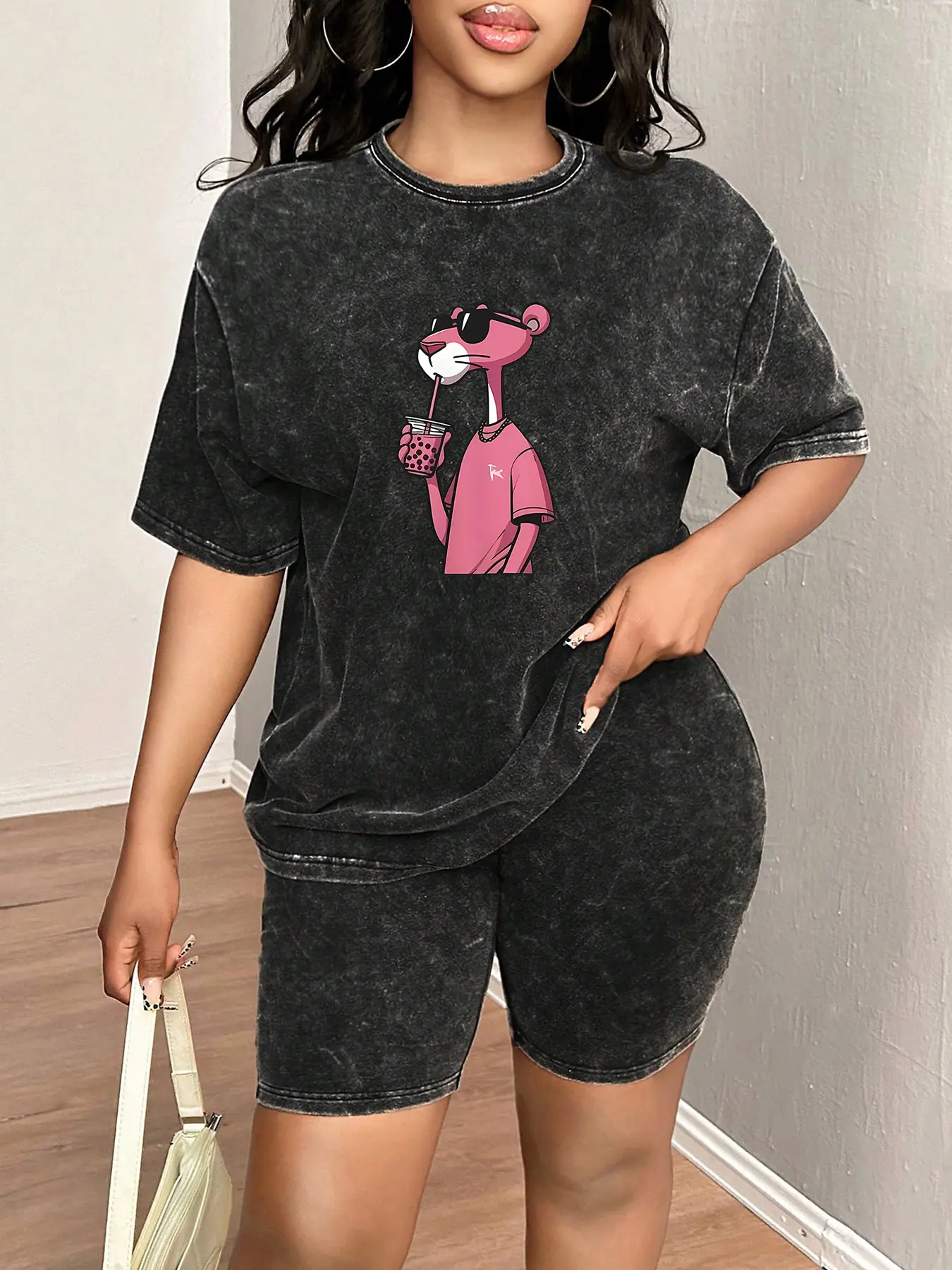 Spring & Summer Plus Size Sports Two-Piece Set with Photo Print, Tie-Dye Washed Vintage Short Sleeve T-Shirt and Shorts, Plus Size Women's Jogging Outfit, Athleisure Wear Set, Sporty Style Outfits, Workout Sets Women, Exercise Clothing Set