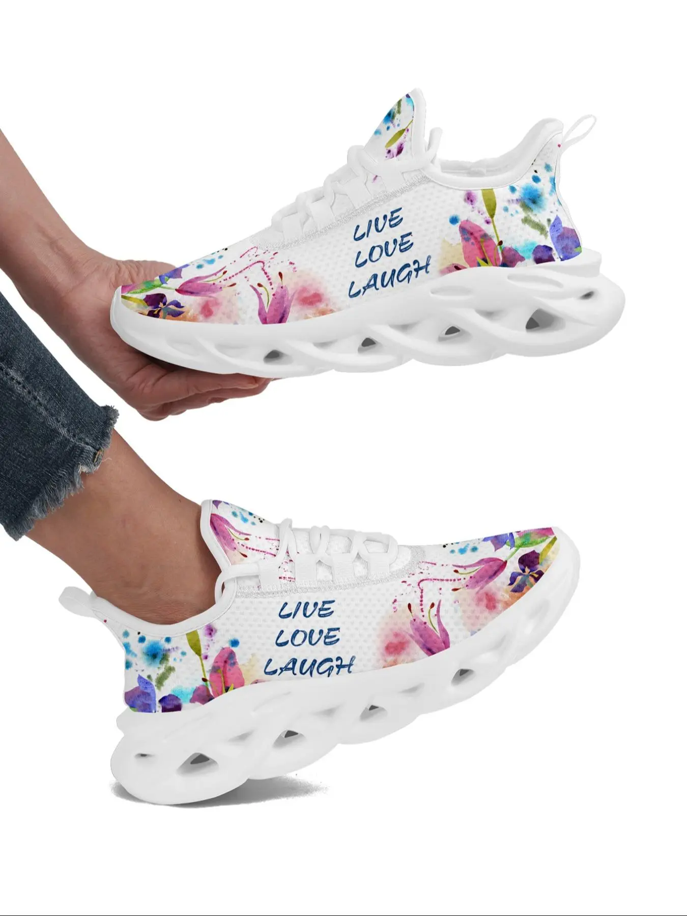 Mexican Flower Women's Sneakers, Lightweight Low Top Lace Up Shoes, PLUS SIZE Women's Fashion Outdoor Shoes